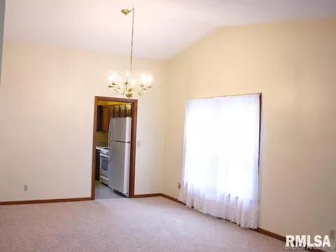 23 Sarah Ave, Springfield, IL 62703 photo 5