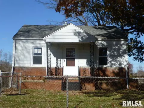 413 E Iles Ave, Springfield, IL 62703 photo 1