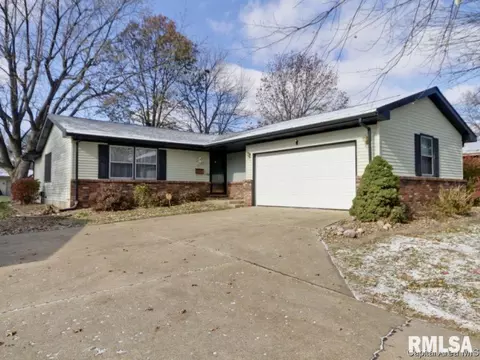 2909 Bennington Dr, Springfield, IL 62704 photo 1