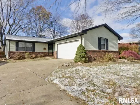 2909 Bennington Dr, Springfield, IL 62704 photo 9