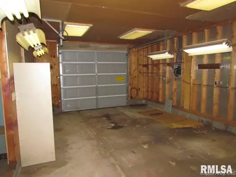 854 N Ohio, Springfield, IL 62702 photo 17