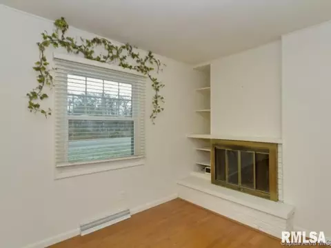 4213 Spaulding Orchard Rd, Springfield, IL 62711 photo 5