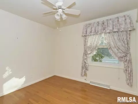 4213 Spaulding Orchard Rd, Springfield, IL 62711 photo 12