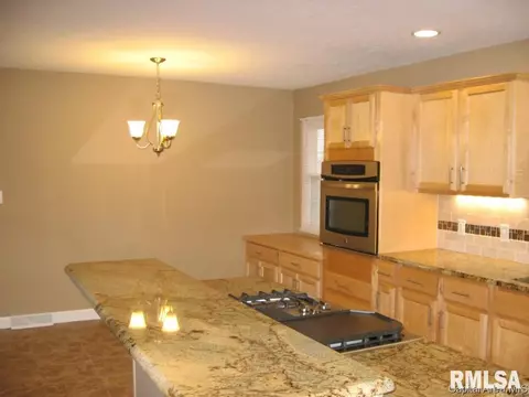 30 Longview, Springfield, IL 62712 photo 7