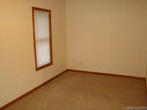2432 S 10th St, Springfield, IL 62703 photo 13