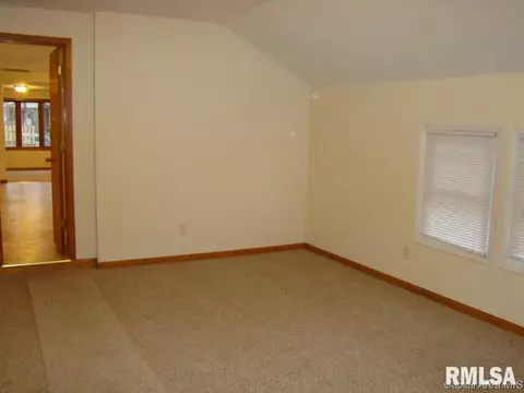2432 S 10th St, Springfield, IL 62703 photo 9