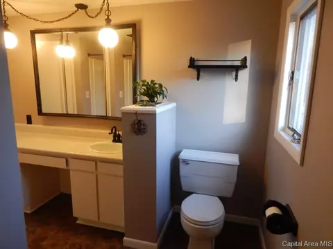 1508 S 2nd, Springfield, IL 62703 photo 10