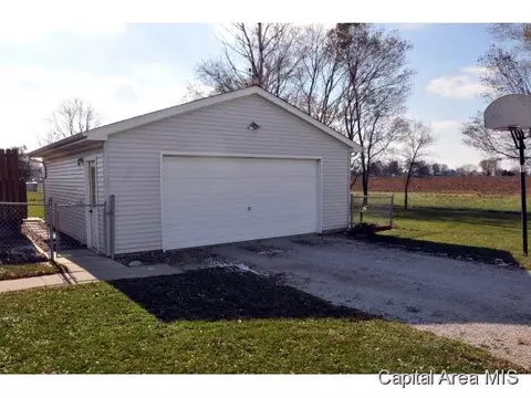 1325 4th St, Pawnee, IL 62558 photo 8