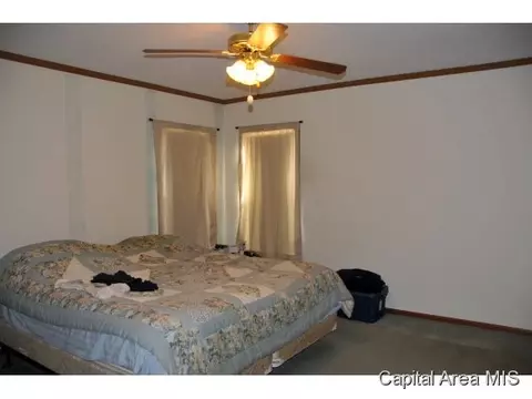 1325 4th St, Pawnee, IL 62558 photo 6