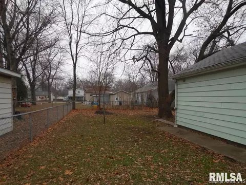 2828 S 12th, Springfield, IL 62703 photo 13