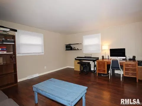 17 Kirkley Ln, Springfield, IL 62704 photo 11
