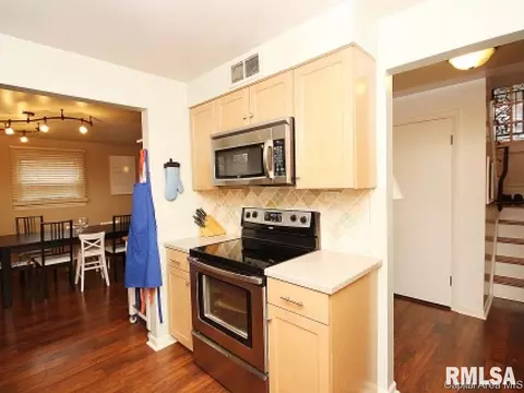17 Kirkley Ln, Springfield, IL 62704 photo 7