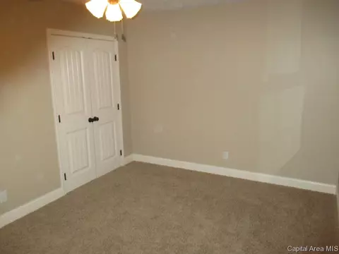 2112 Skipton Rd, Springfield, IL 62702 photo 13