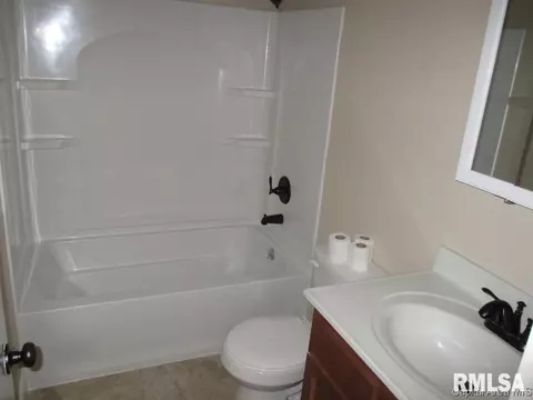 2112 Skipton Rd, Springfield, IL 62702 photo 9