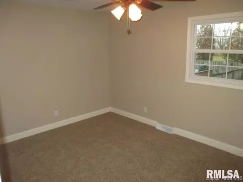 2112 Skipton Rd, Springfield, IL 62702 photo 12