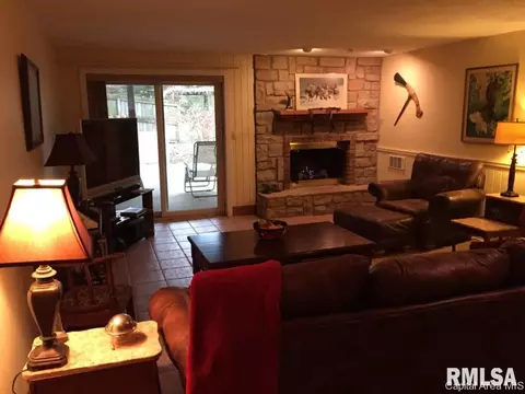 20 Oakwood, Springfield, IL 62707 photo 4
