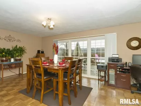 22 Twilight Ln, Springfield, IL 62712 photo 9
