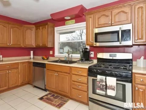 22 Twilight Ln, Springfield, IL 62712 photo 5