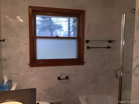 940 Westview, Springfield, IL 62704 photo 9