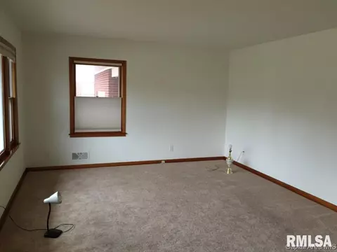 940 Westview, Springfield, IL 62704 photo 3