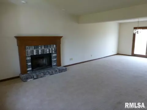 2405 Wembly Rd, Springfield, IL 62703 photo 3