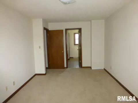 2405 Wembly Rd, Springfield, IL 62703 photo 7