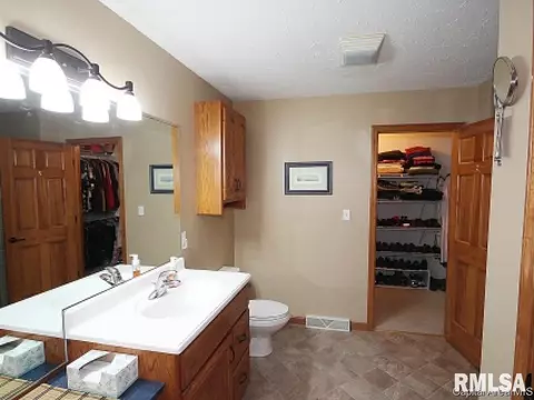 2012 Appleton, Springfield, IL 62711 photo 11