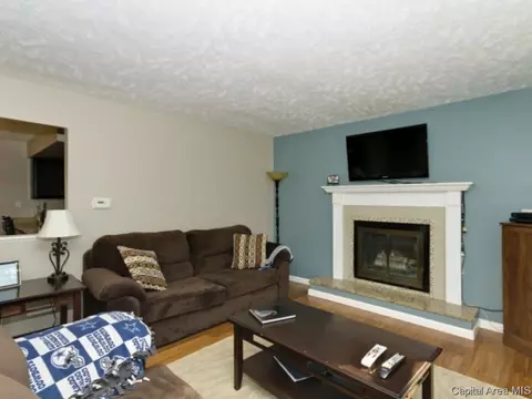 512 Vanderbilt Dr, Sherman, IL 62684 photo 27