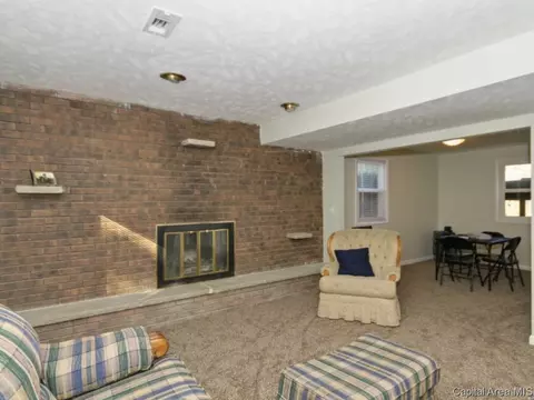 512 Vanderbilt Dr, Sherman, IL 62684 photo 28