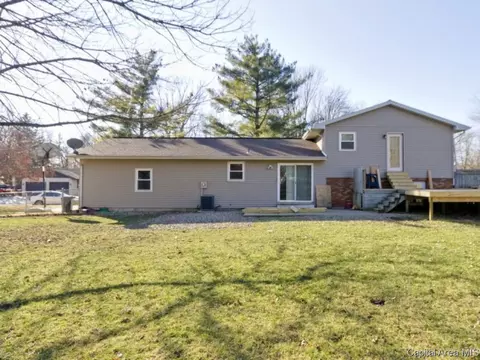 512 Vanderbilt Dr, Sherman, IL 62684 photo 12