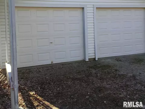 1237 N Ledlie Ave, Springfield, IL 62702 photo 9