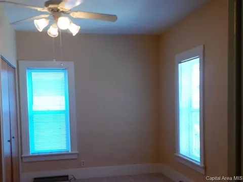 1237 N Ledlie Ave, Springfield, IL 62702 photo 5