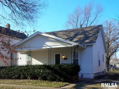 1237 N Ledlie Ave, Springfield, IL 62702 photo 1