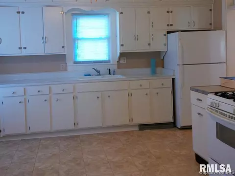 1237 N Ledlie Ave, Springfield, IL 62702 photo 7