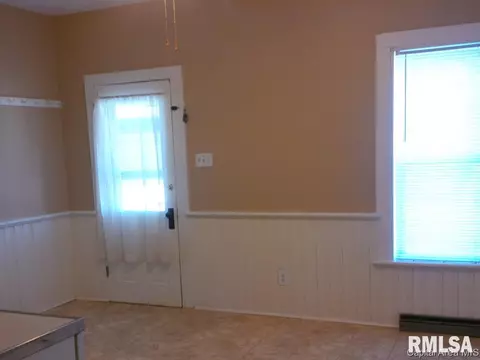 1237 N Ledlie Ave, Springfield, IL 62702 photo 8