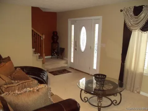 3360 Carman St, Springfield, IL 62703 photo 2