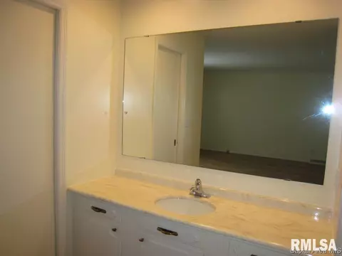 50 Interlacken, Springfield, IL 62704 photo 17