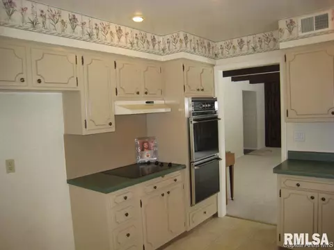 50 Interlacken, Springfield, IL 62704 photo 10