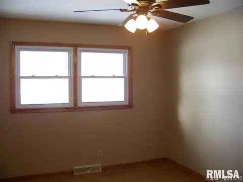 2109 Kaskaskia, Springfield, IL 62702 photo 11