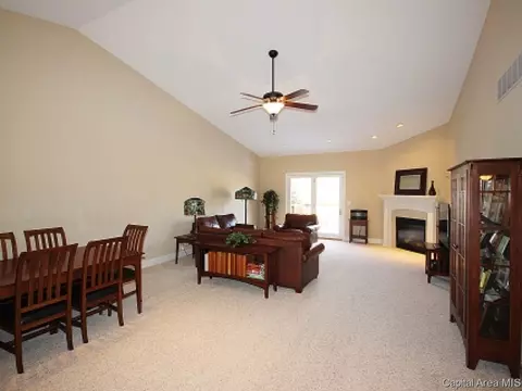 2313 Silver Stone Ct, Springfield, IL 62704 photo 2