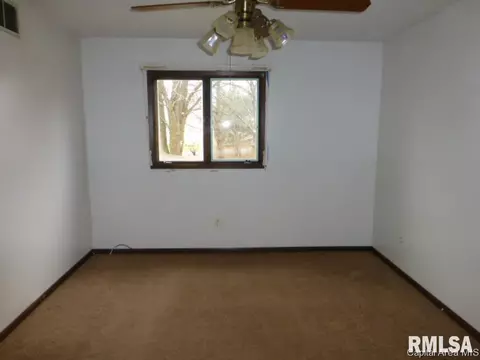 1 Longview Dr, Springfield, IL 62712 photo 11