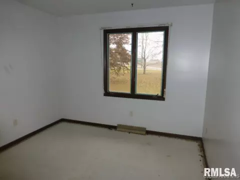 1 Longview Dr, Springfield, IL 62712 photo 9