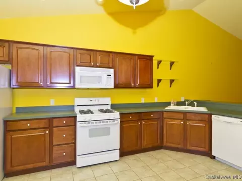 3212 Sequoia Dr, Springfield, IL 62712 photo 9