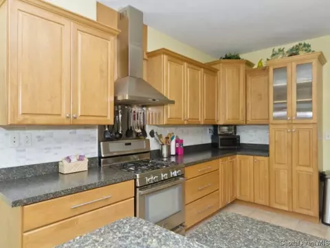 6424 Winterberry Ln, Springfield, IL 62712 photo 9