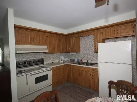 3208 St Francis, Springfield, IL 62703 photo 4
