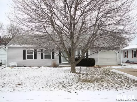 3208 St Francis, Springfield, IL 62703 photo 1