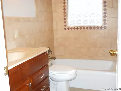 1227 Interlacken, Springfield, IL 62704 photo 9
