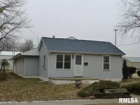 141 E Stoddard, Virden, IL 62690 photo 1