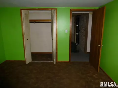 141 E Stoddard, Virden, IL 62690 photo 12