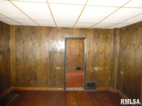 1630 E Cummins Ave, Springfield, IL 62702 photo 5